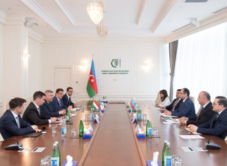 Məcnun Məmmədov Macarıstan səfiri və TDT rəsmiləri ilə aqrar əməkdaşlığı müzakirə edib
