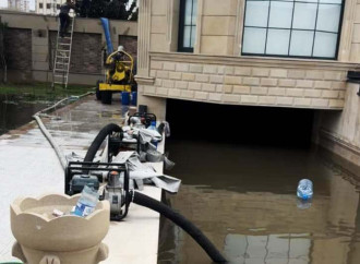 Bakıda yağış səbəbindən təxliyə edilənlər hotellərə yerləşdirildi