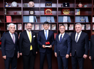 Komitə sədri Qars Təhsil və Mədəniyyət Vəqfinin nümayəndə heyətini qəbul edib