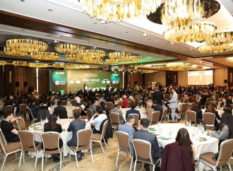 “Bahalı səhvlər” Zirvəsi: biznesi çökdürən risklər və çıxış yolları açıqlandı