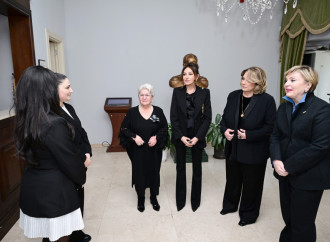 Birinci xanım Mehriban Əliyeva Tbilisidə Mirzə Fətəli Axundzadə adına Azərbaycan Mədəniyyəti Muzeyi ilə tanış olub