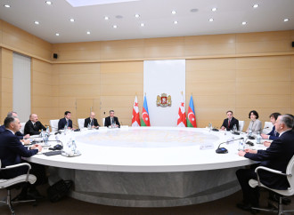 Prezident İlham Əliyevin Gürcüstanın Baş naziri İrakli Kobaxidze ilə geniş tərkibdə görüşü olub