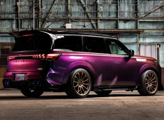 Infiniti yeni lüks idman SUV modelinin istehsalını təxirə saldı