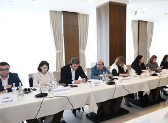 “Sülh Körpüsü” təşəbbüsü çərçivəsində Qəbələdə Azərbaycan və Ermənistan arasında keçirilən dəyirmi masa işini davam etdirib