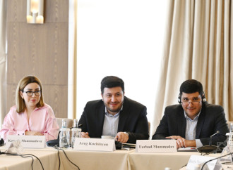 “Sülh Körpüsü” təşəbbüsü çərçivəsində Qəbələdə Azərbaycan və Ermənistan arasında keçirilən dəyirmi masa işini davam etdirib