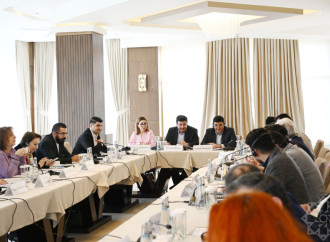 “Sülh Körpüsü” təşəbbüsü çərçivəsində Qəbələdə Azərbaycan və Ermənistan arasında keçirilən dəyirmi masa işini davam etdirib