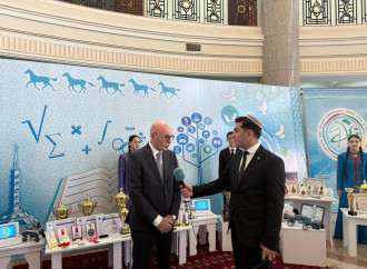 Firudin Qurbanov Aşqabadda beynəlxalq olimpiadanın açılışında iştirak edib