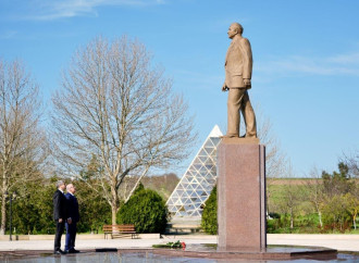Nazir Anar Əliyev Qobustanda vətəndaşların müraciətlərini dinləyib