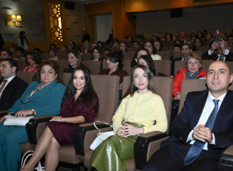 Leyla Əliyeva və Alena Əliyeva “Mən, Lalə, bir də Şerlok Holms 2” filminin ikinci mövsümünün təqdimat mərasimində iştirak ediblər