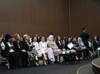 Birinci xanım Mehriban Əliyeva Antalyada “Fələstində sülh naminə birləşərək: Təhsil sisteminin məhv edilməsi ilə mübarizə və gələcəyin qorunması” adlı paneldə iştirak edib