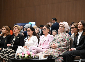 Birinci xanım Mehriban Əliyeva Antalyada “Fələstində sülh naminə birləşərək: Təhsil sisteminin məhv edilməsi ilə mübarizə və gələcəyin qorunması” adlı paneldə iştirak edib