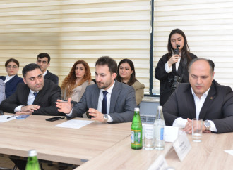 Tədqiqat Məktəbi layihəsinin açılışı keçirilib – gənc alimlər üçün beynəlxalq mentorluq proqramı start götürüb