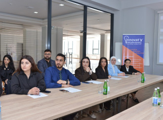 Tədqiqat Məktəbi layihəsinin açılışı keçirilib – gənc alimlər üçün beynəlxalq mentorluq proqramı start götürüb