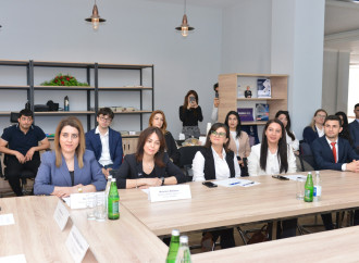 Tədqiqat Məktəbi layihəsinin açılışı keçirilib – gənc alimlər üçün beynəlxalq mentorluq proqramı start götürüb