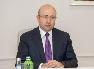 Anar Quliyev Çinin ölkəmizdəki səfiri ilə şəhərsalma məsələlərini müzakirə edib