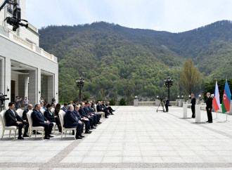 Prezident İlham Əliyev və Çexiyanın Baş naziri Andrey Babiş mətbuata bəyanatlarla çıxış edirlər