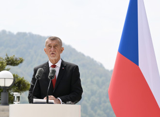 Prezident İlham Əliyev və Çexiyanın Baş naziri Andrey Babiş mətbuata bəyanatlarla çıxış edirlər