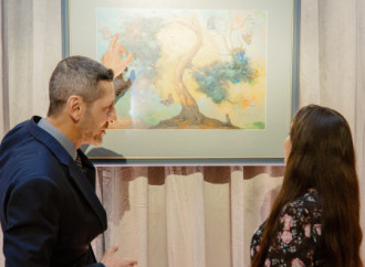 Leyla Əliyeva, Arzu Əliyeva və Alena Əliyeva “Art in Motion” sərgisini ziyarət ediblər