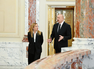 Prezident İlham Əliyevin İtaliya Nazirlər Şurasının sədri Ciorcia Meloni ilə təkbətək görüşü keçirilir
