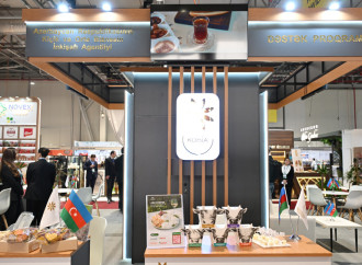 Prezident İlham Əliyev və Birinci xanım Mehriban Əliyeva 19-cu “Caspian Agro Week” və 31-ci “InterFood Azerbaijan” sərgiləri ilə tanış olublar