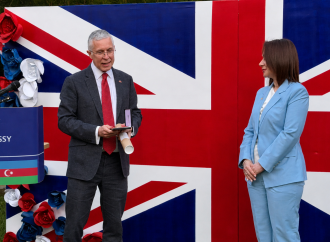 bp-nin vitse-prezidenti və "British Council"ın direktoruna Böyük Britaniyanın fəxri mükafatları təqdim olunub