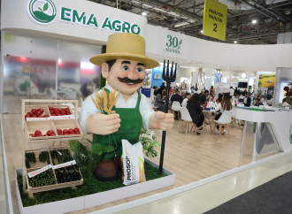 Prezident köməkçiləri Şahmar Mövsümov və Xalid Əhədov “Caspian Agro 2026” və “InterFood Azerbaijan” sərgiləri ilə tanış olublar