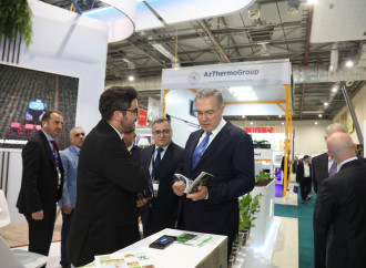 Prezident köməkçiləri Şahmar Mövsümov və Xalid Əhədov “Caspian Agro 2026” və “InterFood Azerbaijan” sərgiləri ilə tanış olublar