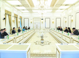 Milli Məclisin sədri Sahibə Qafarova Monqolustanın Baş prokuroru ilə görüşüb