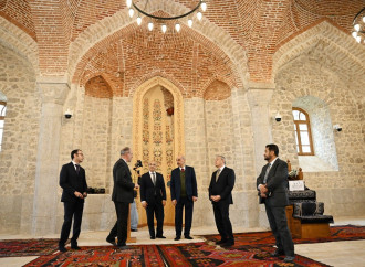 İİB nümayəndə heyəti Qarabağda bərpa və infrastruktur layihələri ilə tanış olub