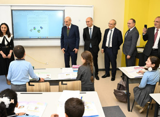 İİB nümayəndə heyəti Qarabağda bərpa və infrastruktur layihələri ilə tanış olub