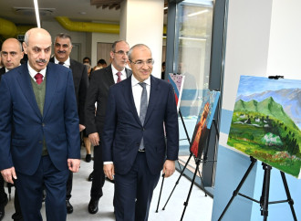İİB nümayəndə heyəti Qarabağda bərpa və infrastruktur layihələri ilə tanış olub