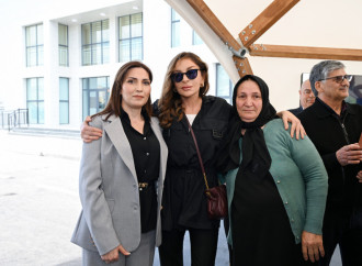 Prezident İlham Əliyev və Birinci xanım Mehriban Əliyeva Cəbrayıl rayonunun Şükürbəyli kəndinə köçən sakinlərlə görüşüblər