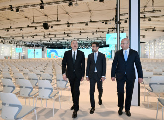 Prezident İlham Əliyev Bakı Olimpiya Stadionunun ərazisində WUF13 ilə bağlı görülən işlərlə tanış olub