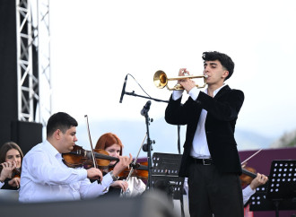 Şuşada "Xarıbülbül" Beynəlxalq Musiqi Festivalının möhtəşəm açılışı keçirilib