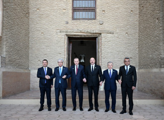 Prezident İlham Əliyev və TDT-nin qeyri-rəsmi Zirvə görüşünün digər iştirakçıları Türküstanda bir sıra mədəni məkanlarla tanış olublar