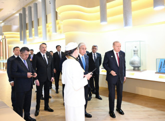 Prezident İlham Əliyev və TDT-nin qeyri-rəsmi Zirvə görüşünün digər iştirakçıları Türküstanda bir sıra mədəni məkanlarla tanış olublar
