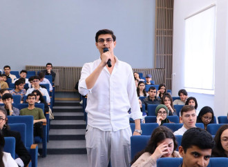 Baş prokuror Qarabağ Universitetinin tələbələri ilə görüşüb