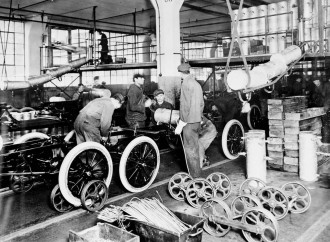 Bu gün Fordun son “Model T” avtomobili istehsal edildi - 15 milyonuncu avtomobil satıldı