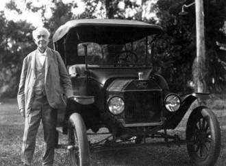 Bu gün Fordun son “Model T” avtomobili istehsal edildi - 15 milyonuncu avtomobil satıldı