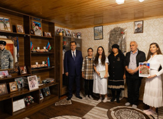 Leyla Əliyeva və Arzu Əliyeva Lənkəranda şəhid ailəsini ziyarət ediblər