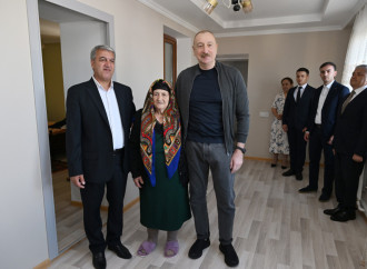 Prezident İlham Əliyev Şuşanın Böyük Qaladərəsi kəndində görülən işlərlə tanış olub, sakinlərlə görüşüb