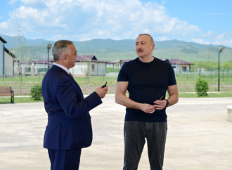 Prezident İlham Əliyev Xocalıda hərbi qulluqçular üçün nəzərdə tutulan fərdi evlərdə yaradılmış şəraitlə tanış olub