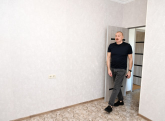 Prezident İlham Əliyev Xocalıda hərbi qulluqçular üçün nəzərdə tutulan fərdi evlərdə yaradılmış şəraitlə tanış olub