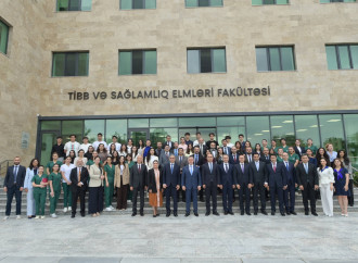 Emin Əmrullayev və Teymur Musayev Qarabağ Universitetinin klinikasında olublar