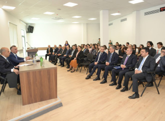 Emin Əmrullayev və Teymur Musayev Qarabağ Universitetinin klinikasında olublar