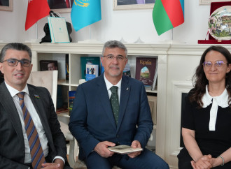 Türk Mədəniyyəti və İrsi Fondunda professor Həsən Həsənovun “Macar-Azərbaycan ortaq etnik kökləri” kitabının təqdimatı keçirilib