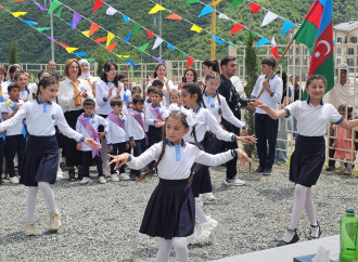 Elm və təhsil naziri azad Kəlbəcərin ilk məzununun "Son zəng" tədbirində iştirak edib