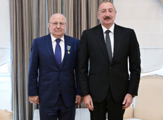 Prezident İlham Əliyev Dağıstanın tanınmış ictimai-siyasi xadim Qurban Qurbanova “Dostluq” ordenini təqdim edib