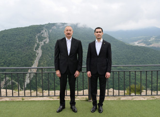 Azərbaycan Prezidenti İlham Əliyev Türkmənistan Prezidenti Sərdar Berdiməhəmmədov Qarabağ atı hədiyyə edib