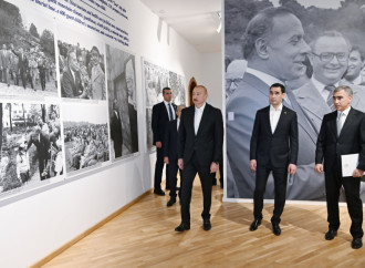 Azərbaycan Prezidenti İlham Əliyev və Türkmənistan Prezidenti Sərdar Berdiməhəmmədov Şuşada “Heydər Əliyev və Qarabağ” sərgisi ilə tanış olublar